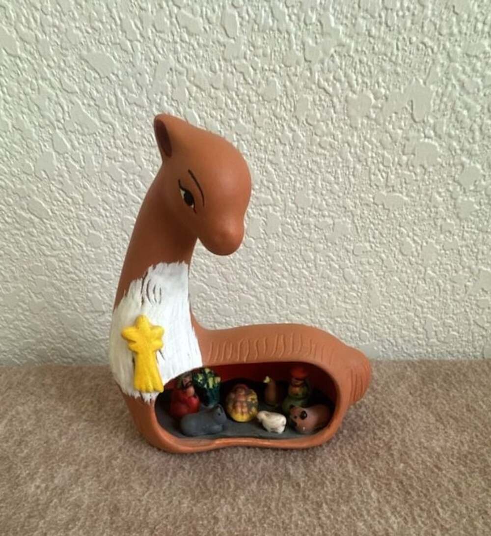 Peruvian Pottery Llama Nativity Scene Christmas Folk Art